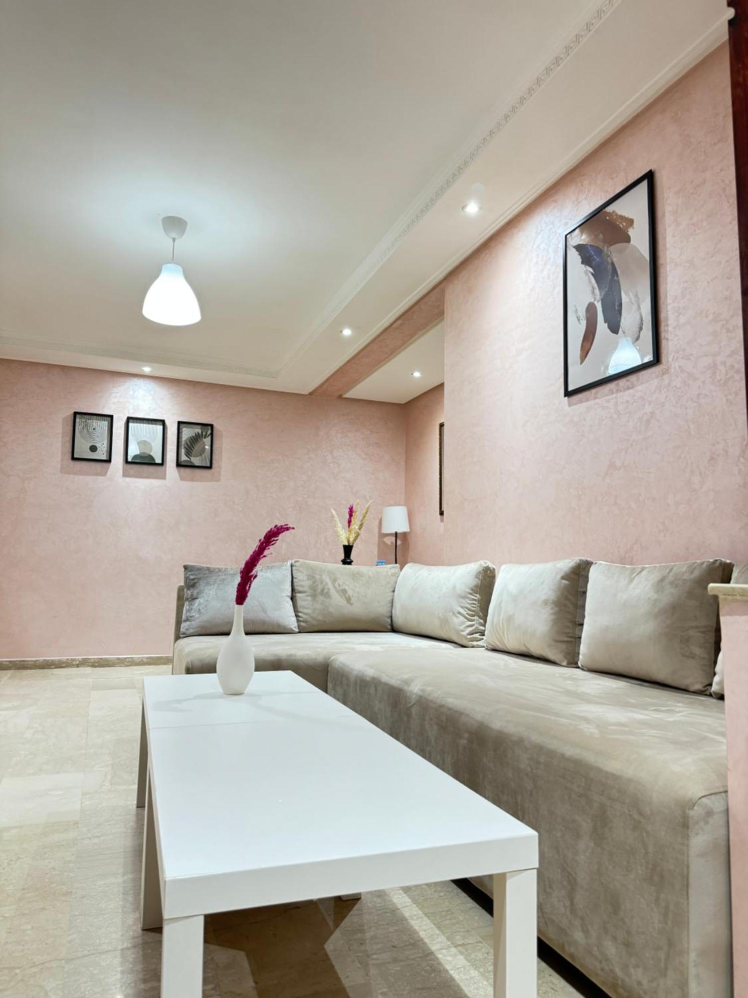 Suitouiss - Agdal 2 - Appartement A 2 Minutes De La Gare De Train Tgv Rabat Eksteriør bilde