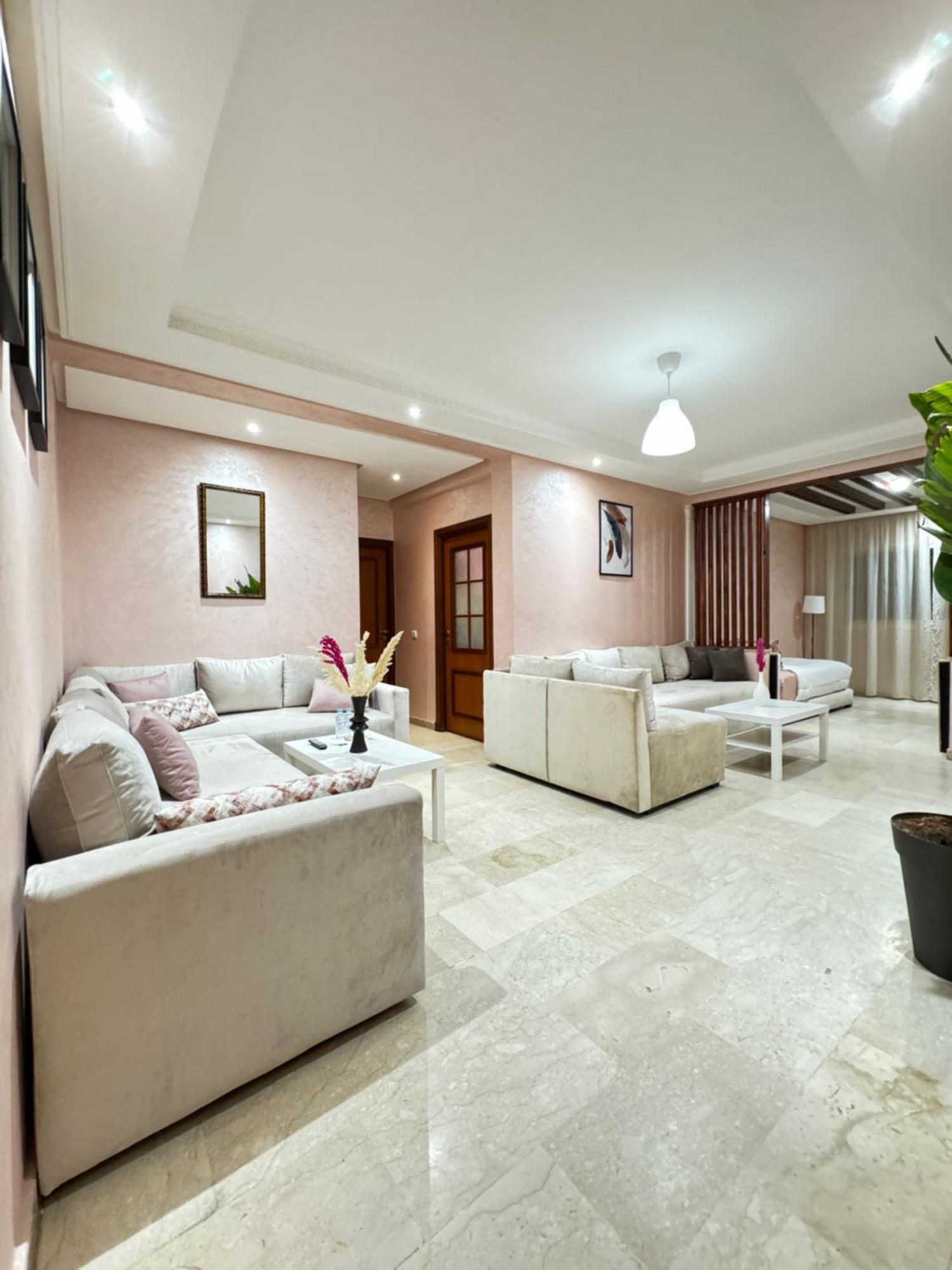 Suitouiss - Agdal 2 - Appartement A 2 Minutes De La Gare De Train Tgv Rabat Eksteriør bilde