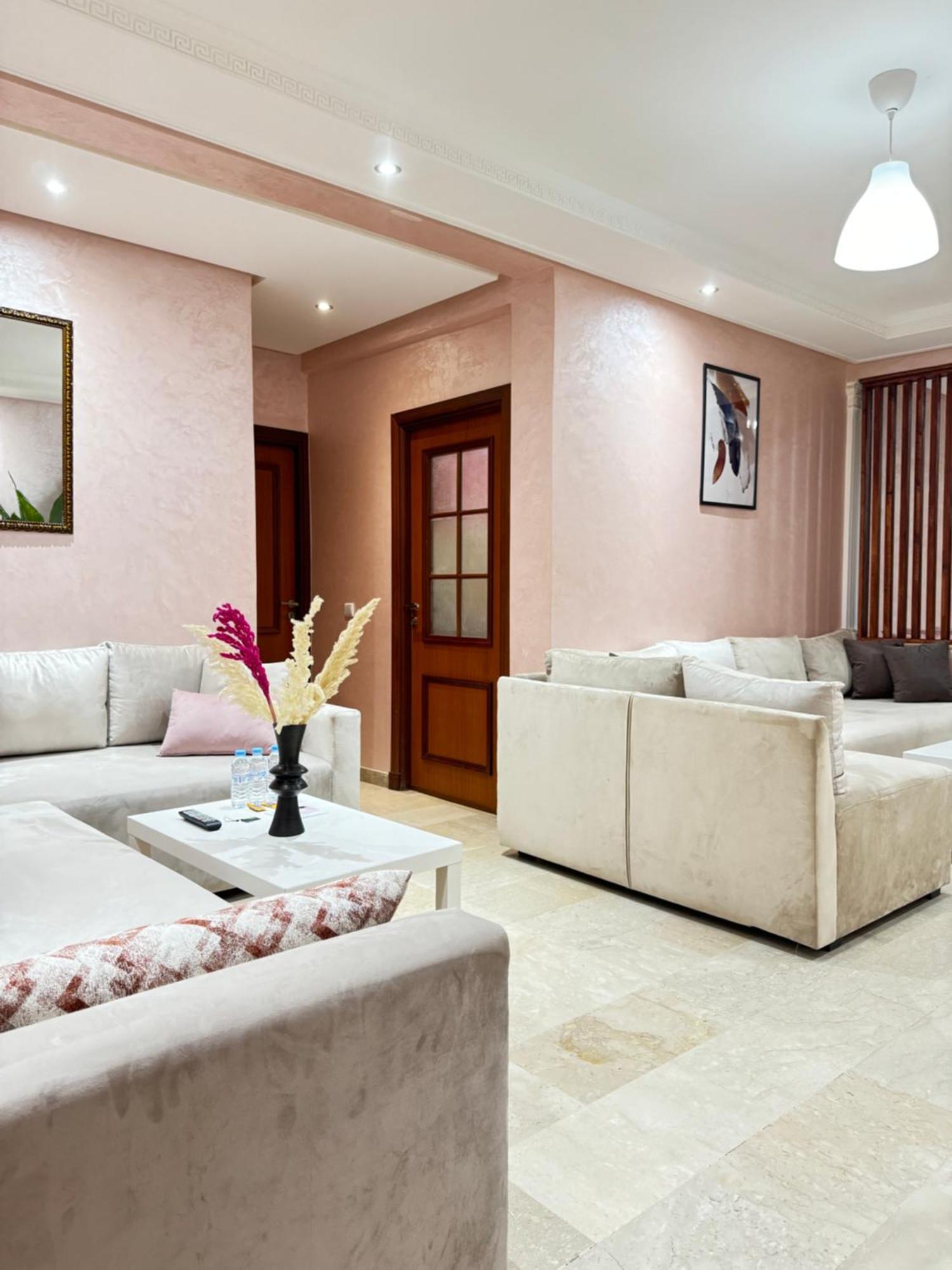 Suitouiss - Agdal 2 - Appartement A 2 Minutes De La Gare De Train Tgv Rabat Eksteriør bilde